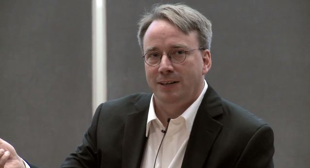 Linus Torvalds: Facebook, Instagram, Twitter Itu Semua Sampah