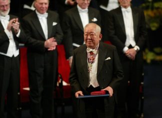 Nilai Fisikanya Buruk dari SMP Hingga Kuliah, Orang Ini Berhasil Meraih Nobel Fisika di Usia 76